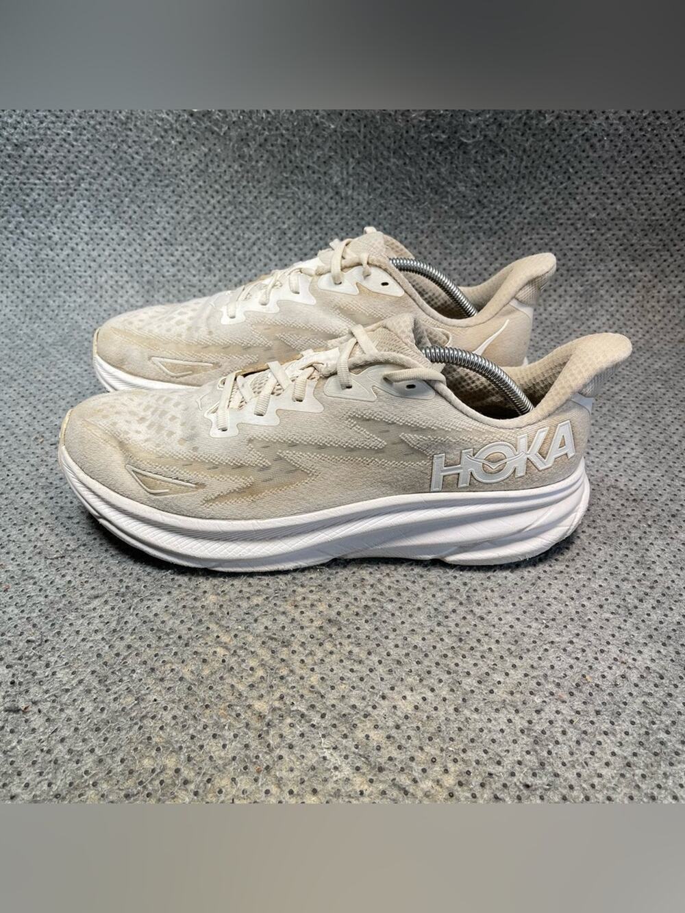 Hoka One One Clifton 9 Running Shoes Size 11.5 Womenβs